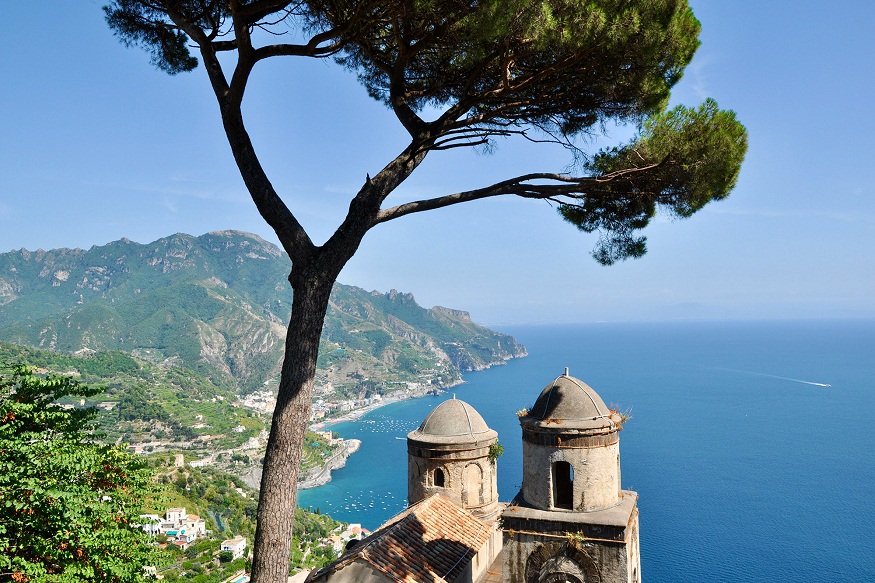 Setting Sail on a Dream: The Allure of an Amalfi Yacht Cruise